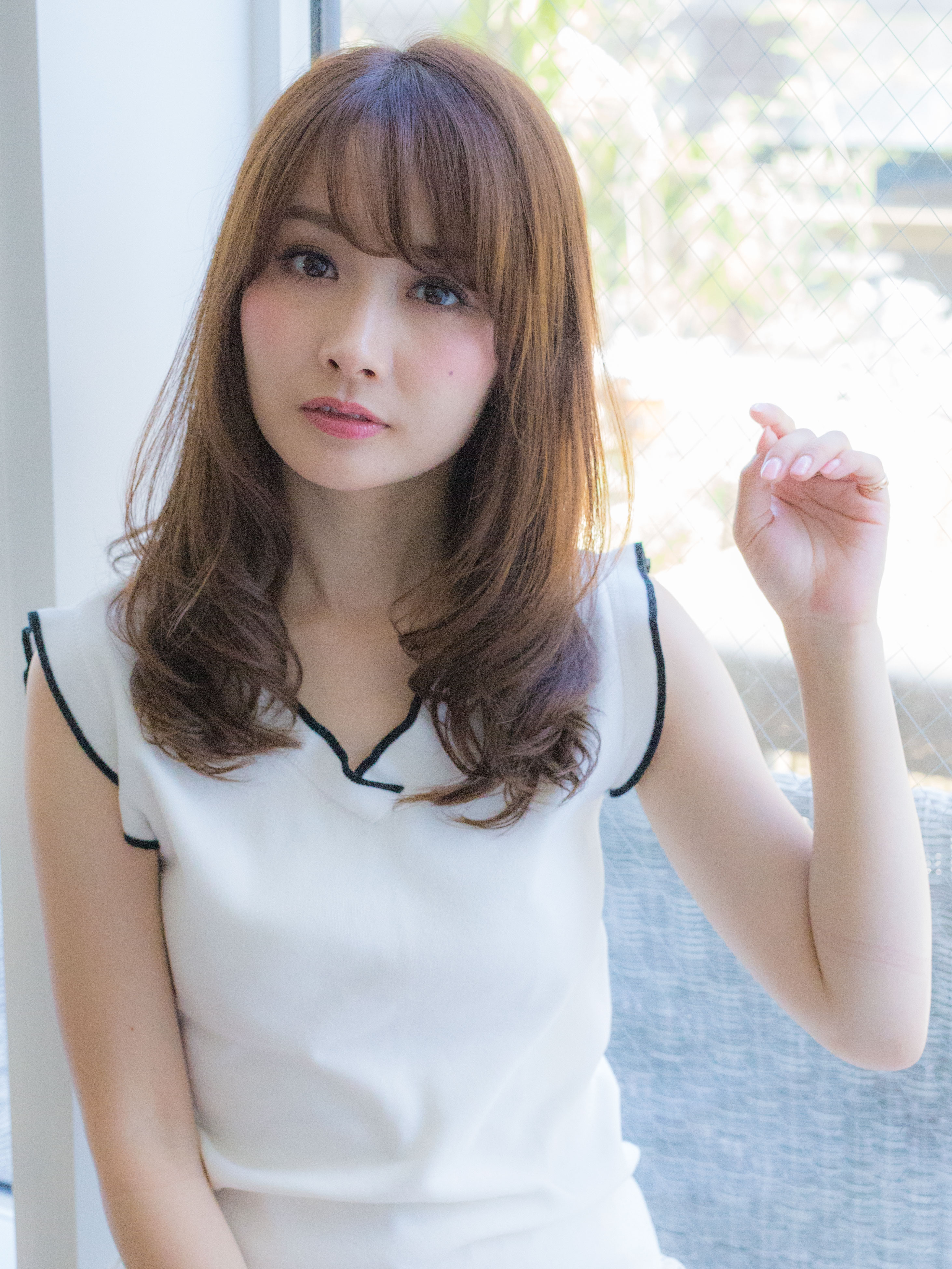 簡単に今っぽいヘアスタイルを手に入れるならベビーバング♡